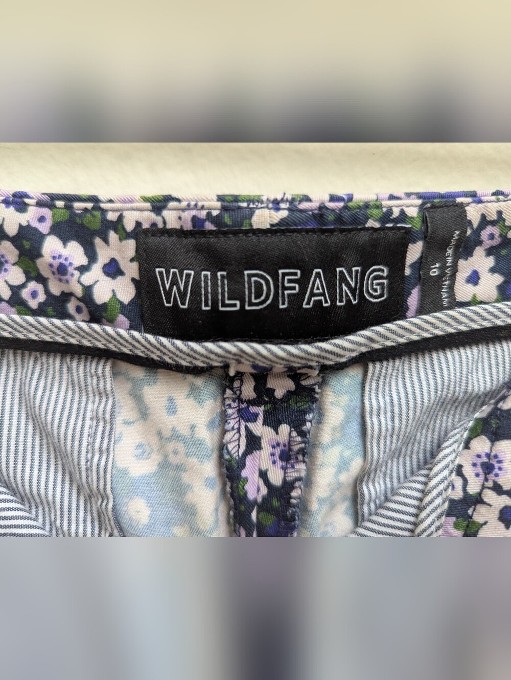 Wildfang Floral Cropped Trousers Size 10 - Picture 4 of 5